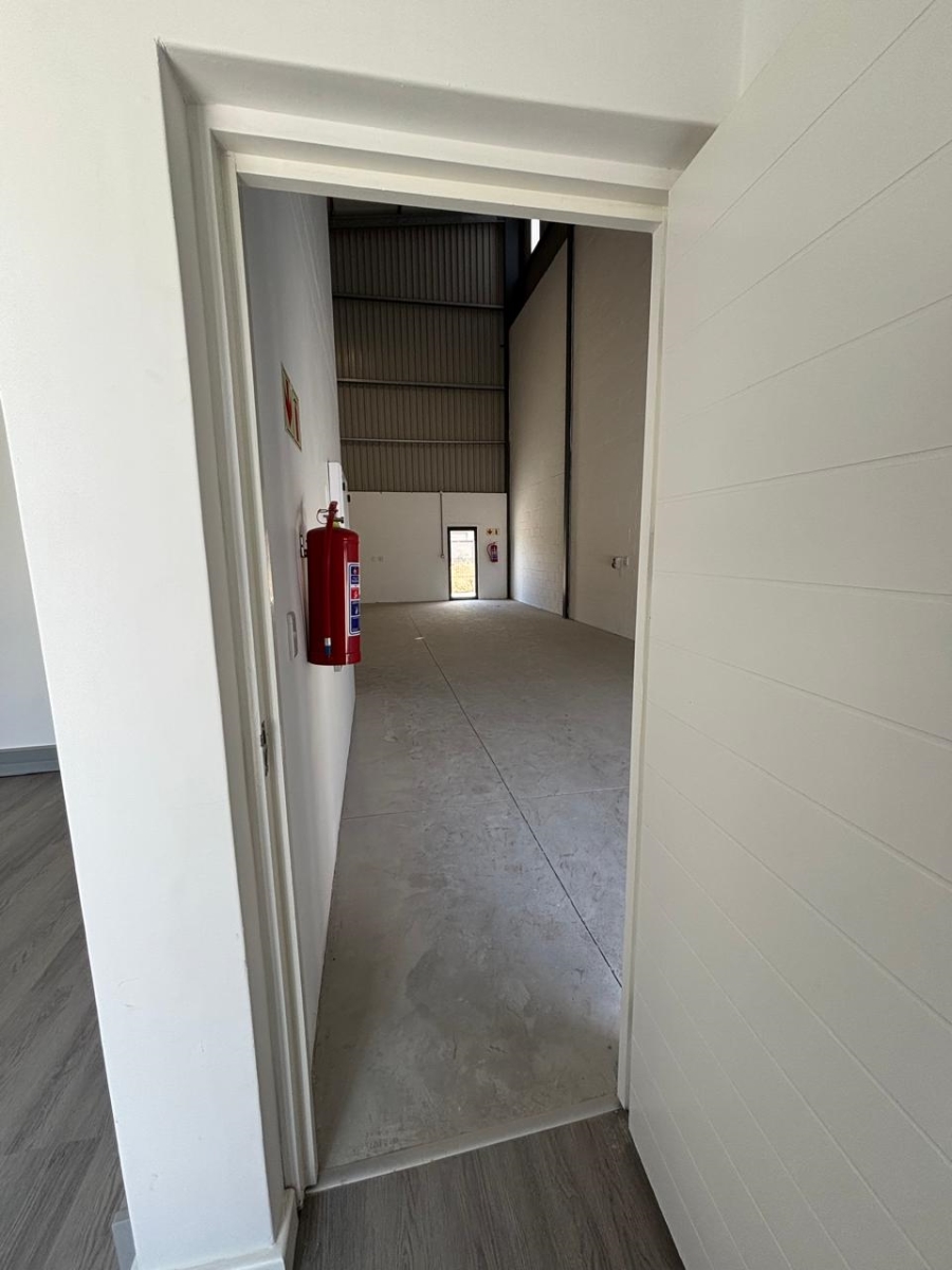 To Let commercial Property for Rent in Fisantekraal Western Cape